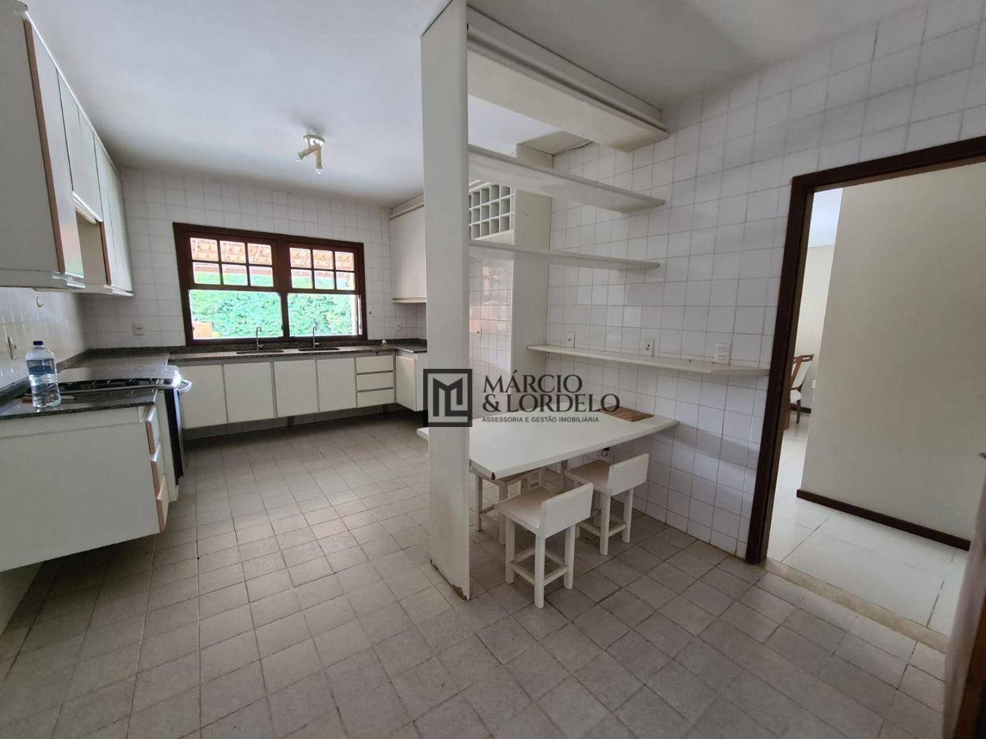 Casa à venda com 4 quartos, 550m² - Foto 23