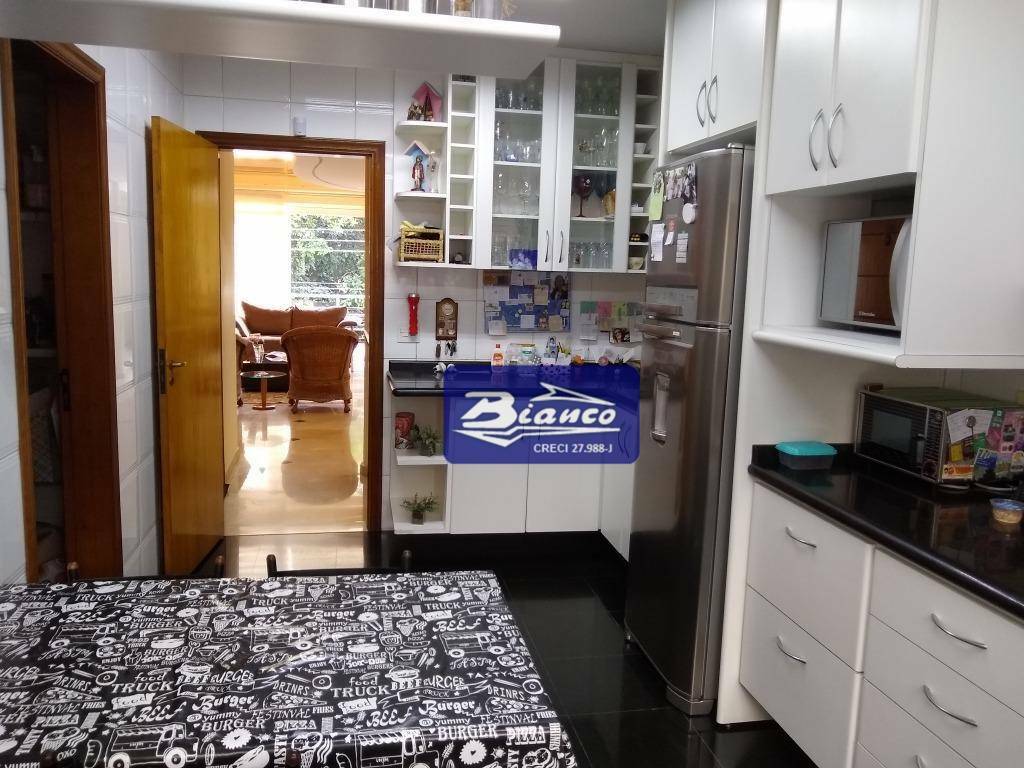 Sobrado à venda com 3 quartos, 330m² - Foto 40