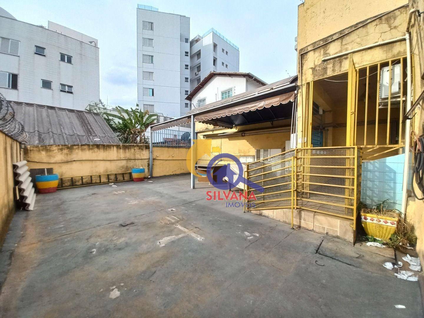 Casa de Condomínio para alugar com 1 quarto, 40m² - Foto 13