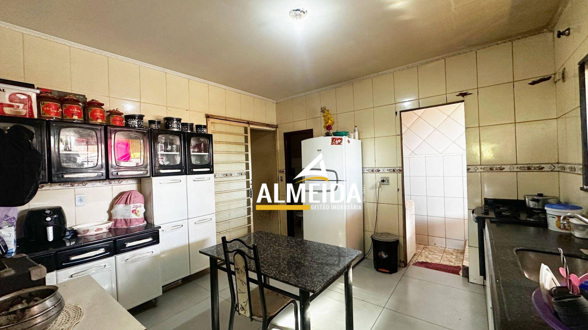 Casa, 3 quartos, 213 m² - Foto 4