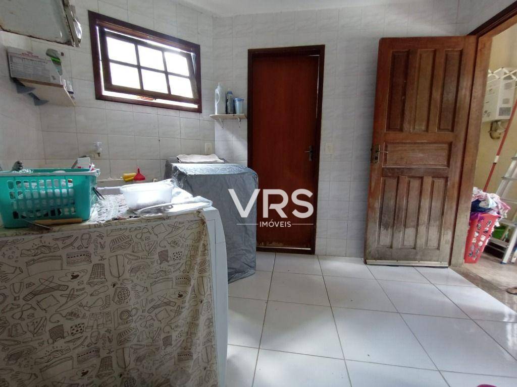 Casa à venda com 3 quartos, 229m² - Foto 30