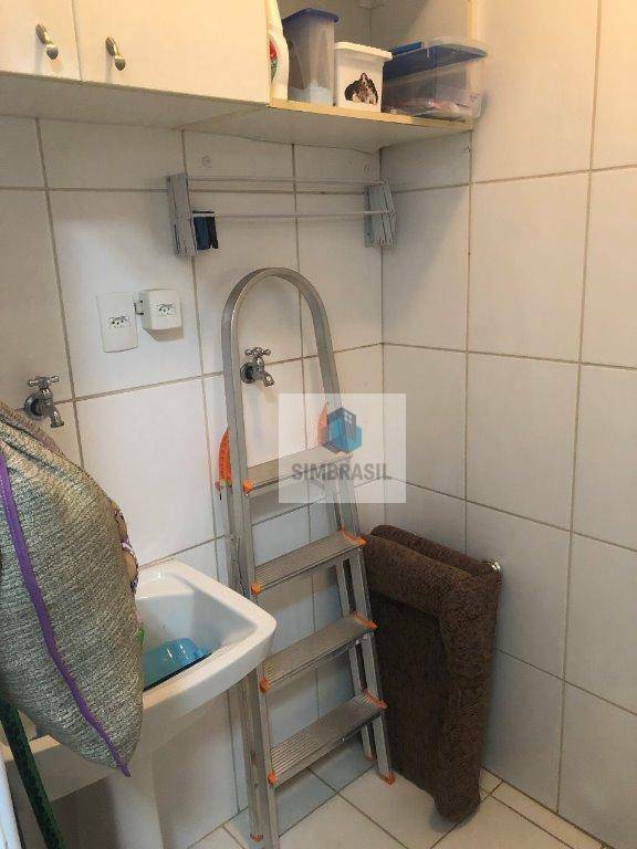 Apartamento à venda com 2 quartos, 77m² - Foto 19