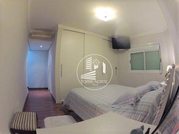 Apartamento à venda com 3 quartos, 142m² - Foto 2