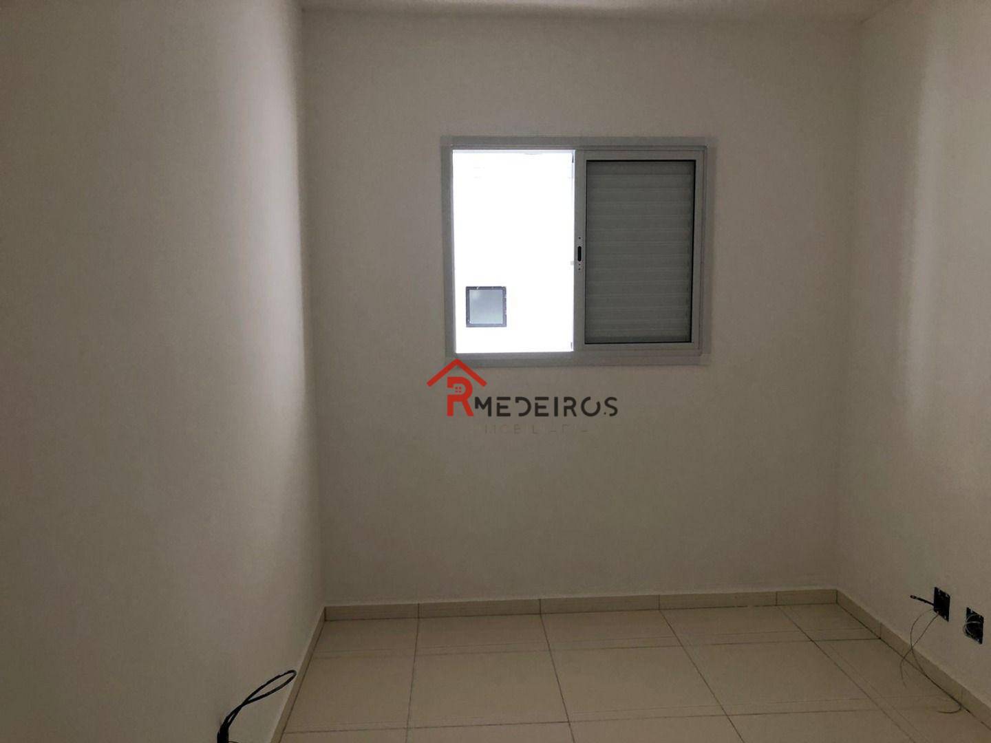 Apartamento à venda com 2 quartos, 63m² - Foto 12