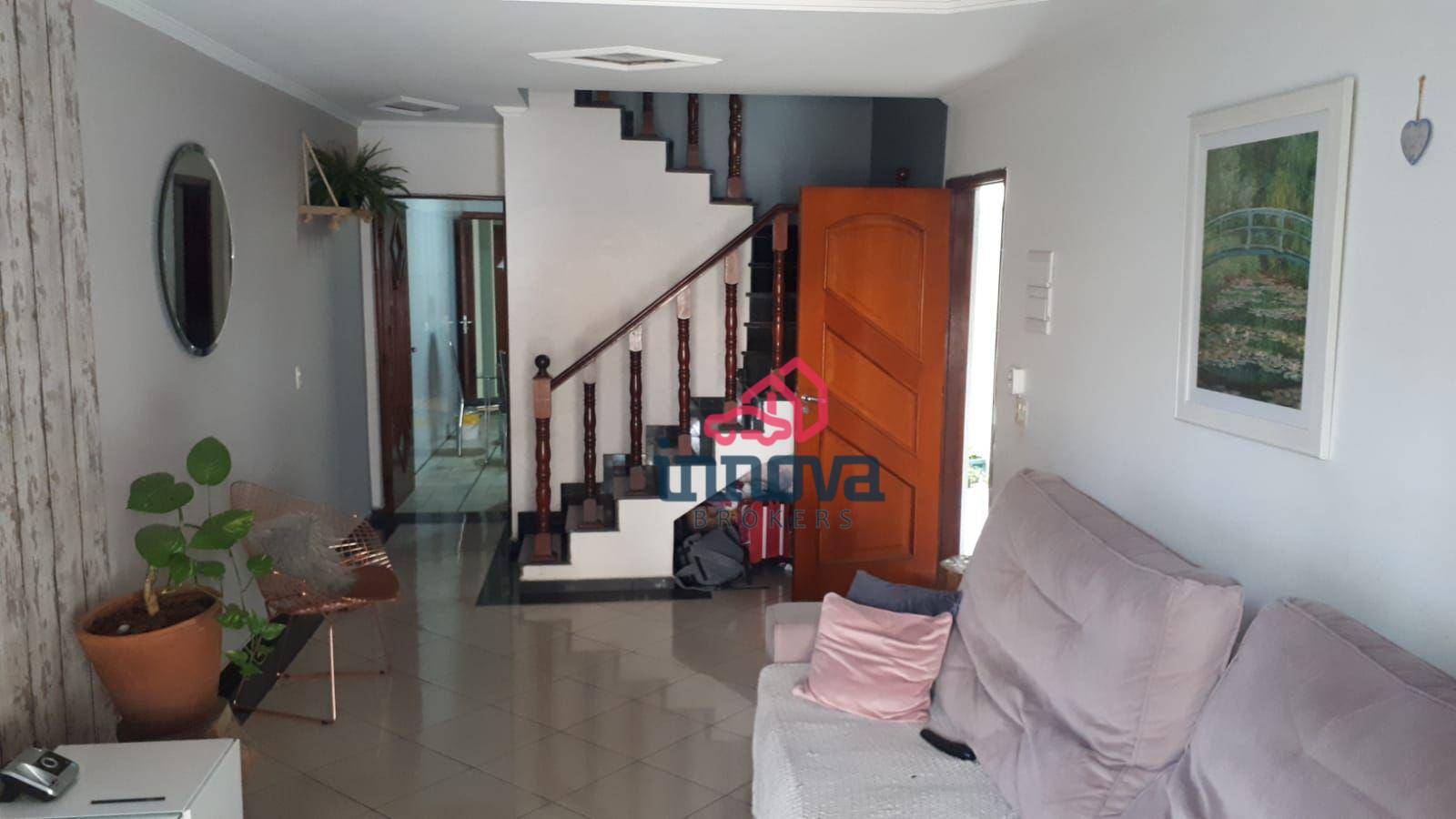 Casa à venda com 3 quartos, 240m² - Foto 32