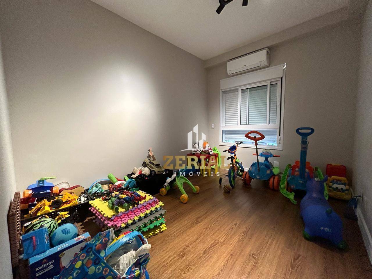 Apartamento à venda com 4 quartos, 198m² - Foto 15