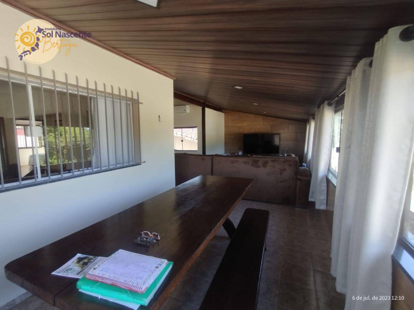 Casa à venda com 3 quartos, 340m² - Foto 10