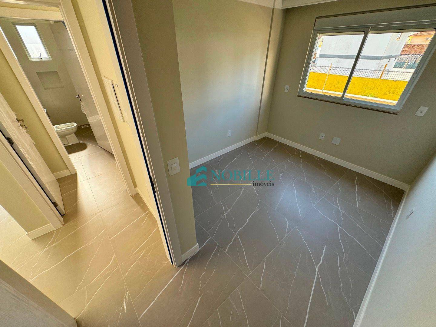 Apartamento à venda com 2 quartos, 62m² - Foto 17