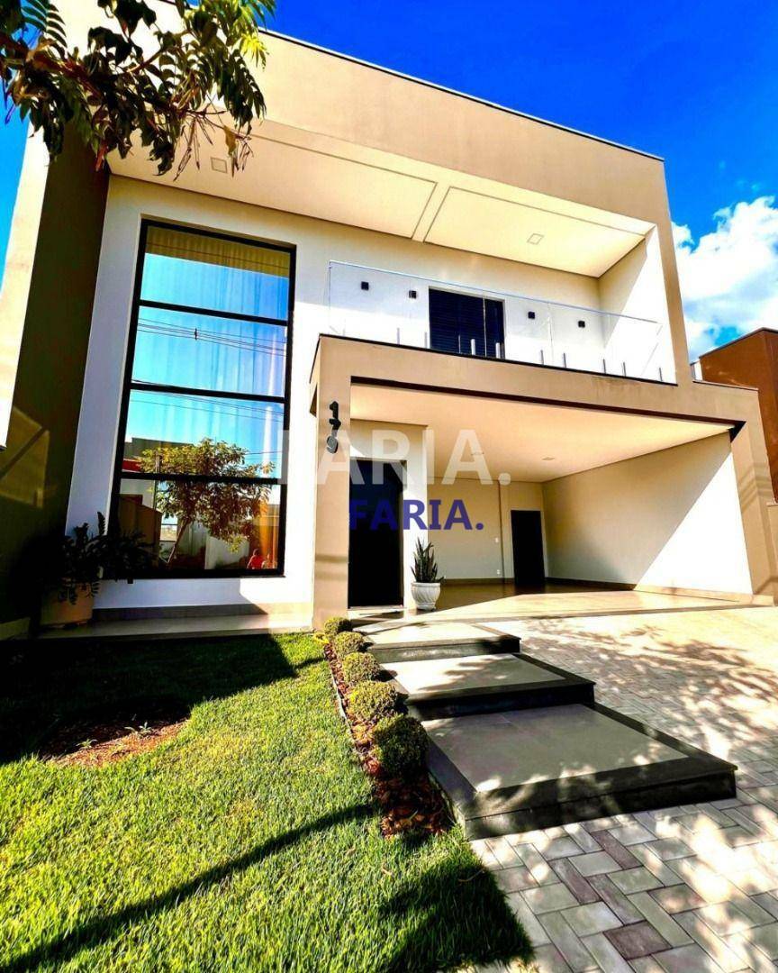 Casa de Condomínio à venda com 4 quartos, 292m² - Foto 1