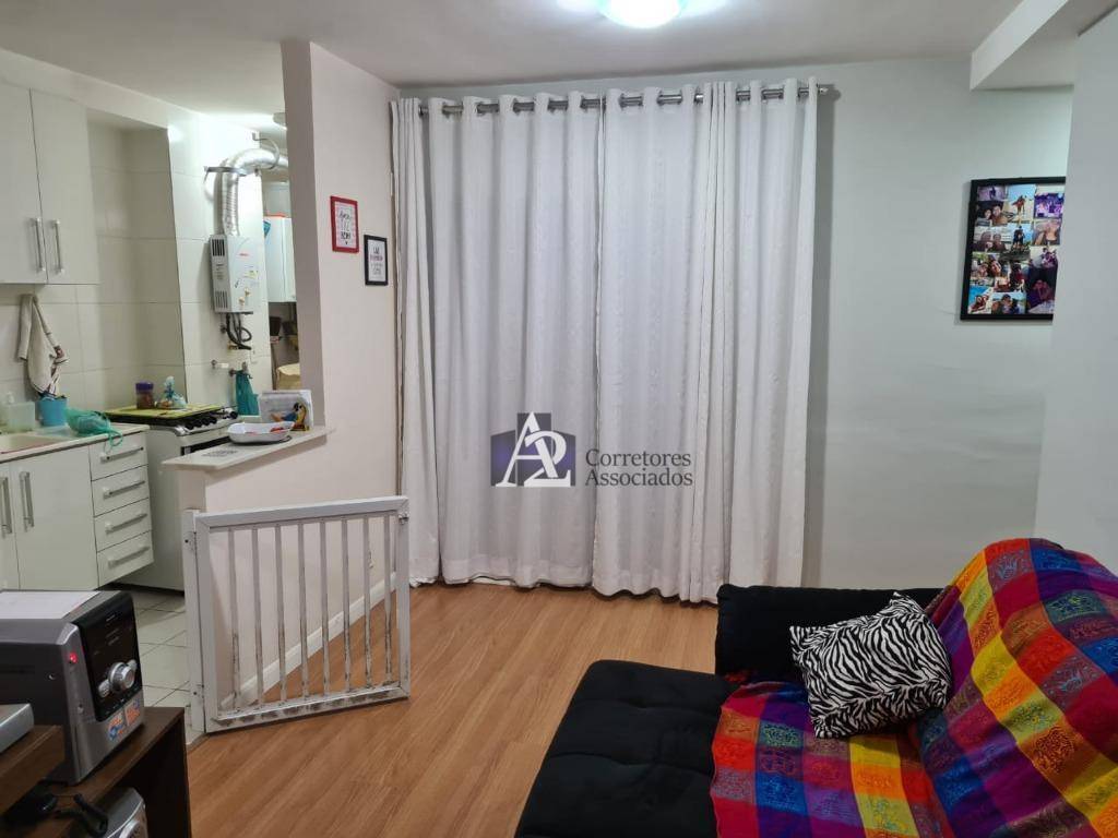 Apartamento à venda com 2 quartos, 62m² - Foto 1