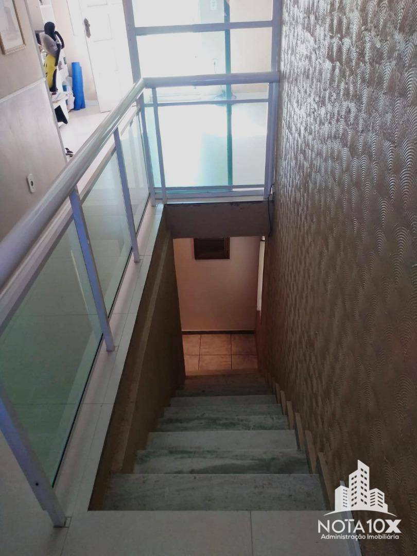 Casa à venda com 3 quartos, 130m² - Foto 25