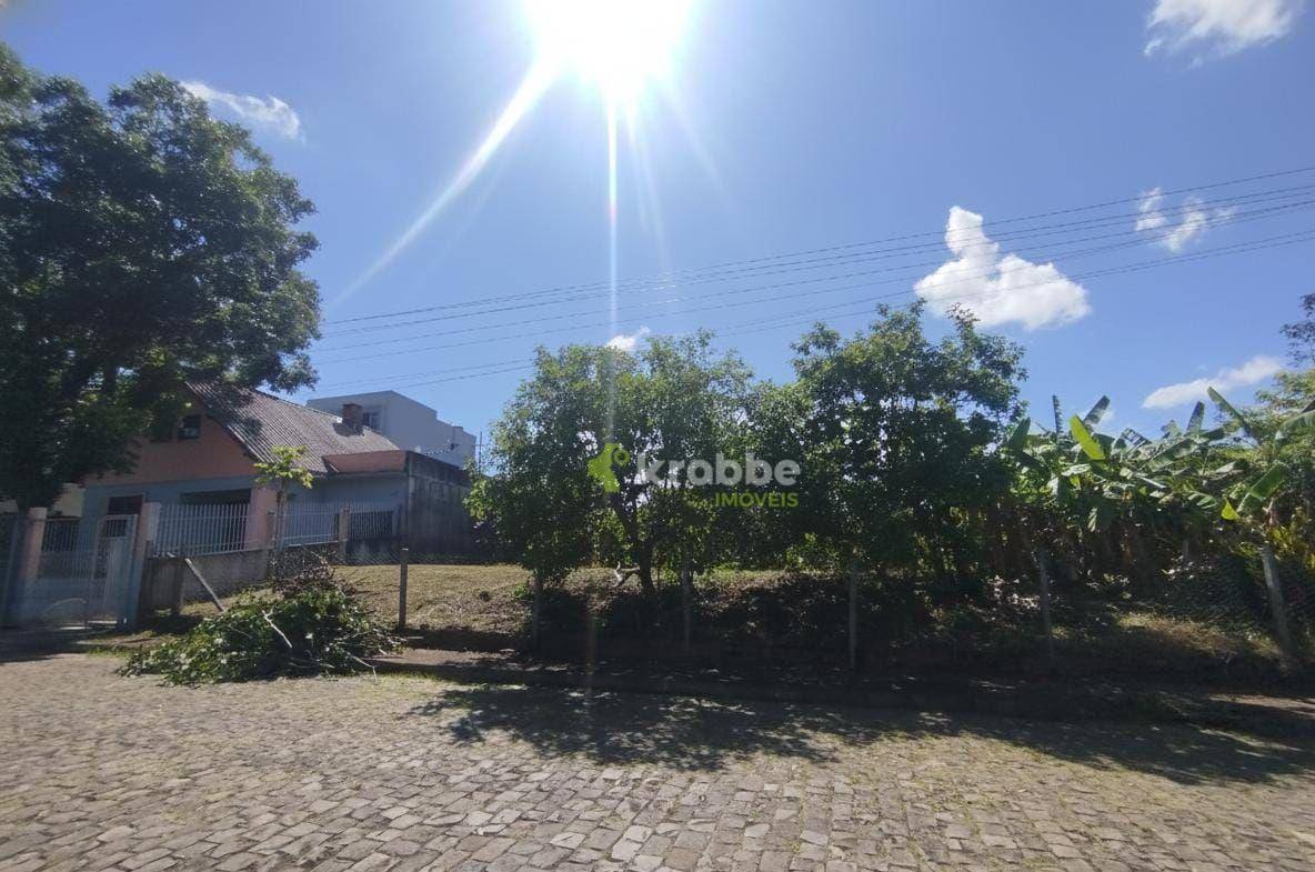 Terreno, 301 m² - Foto 1