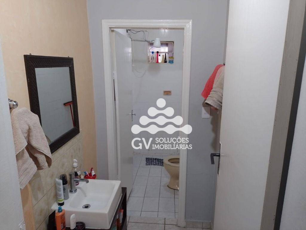 Casa à venda com 4 quartos, 130m² - Foto 10