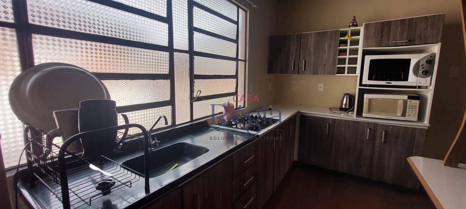 Casa para alugar com 2 quartos, 70m² - Foto 13