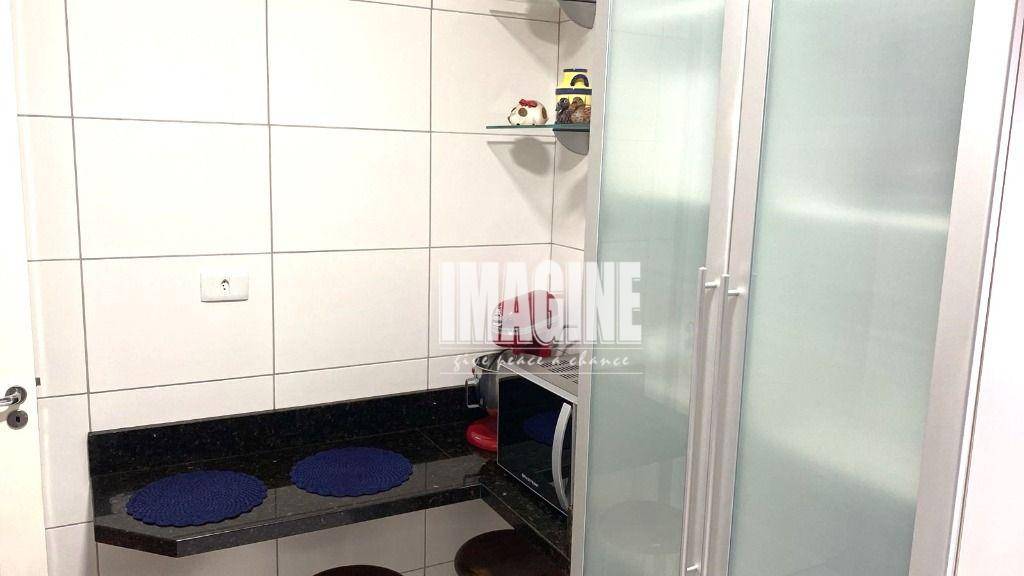 Apartamento à venda com 2 quartos, 71m² - Foto 5