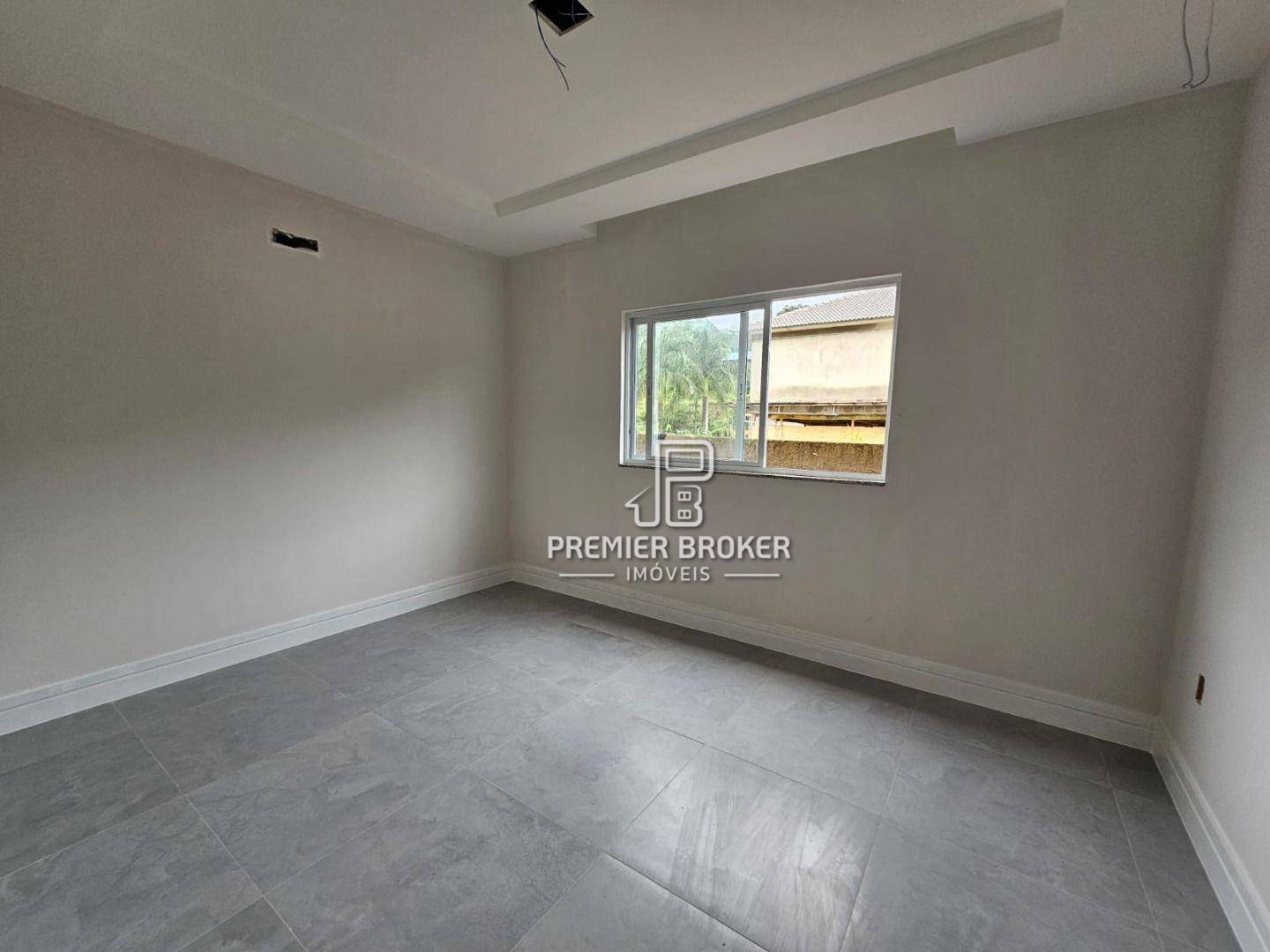 Casa à venda com 4 quartos, 130m² - Foto 19