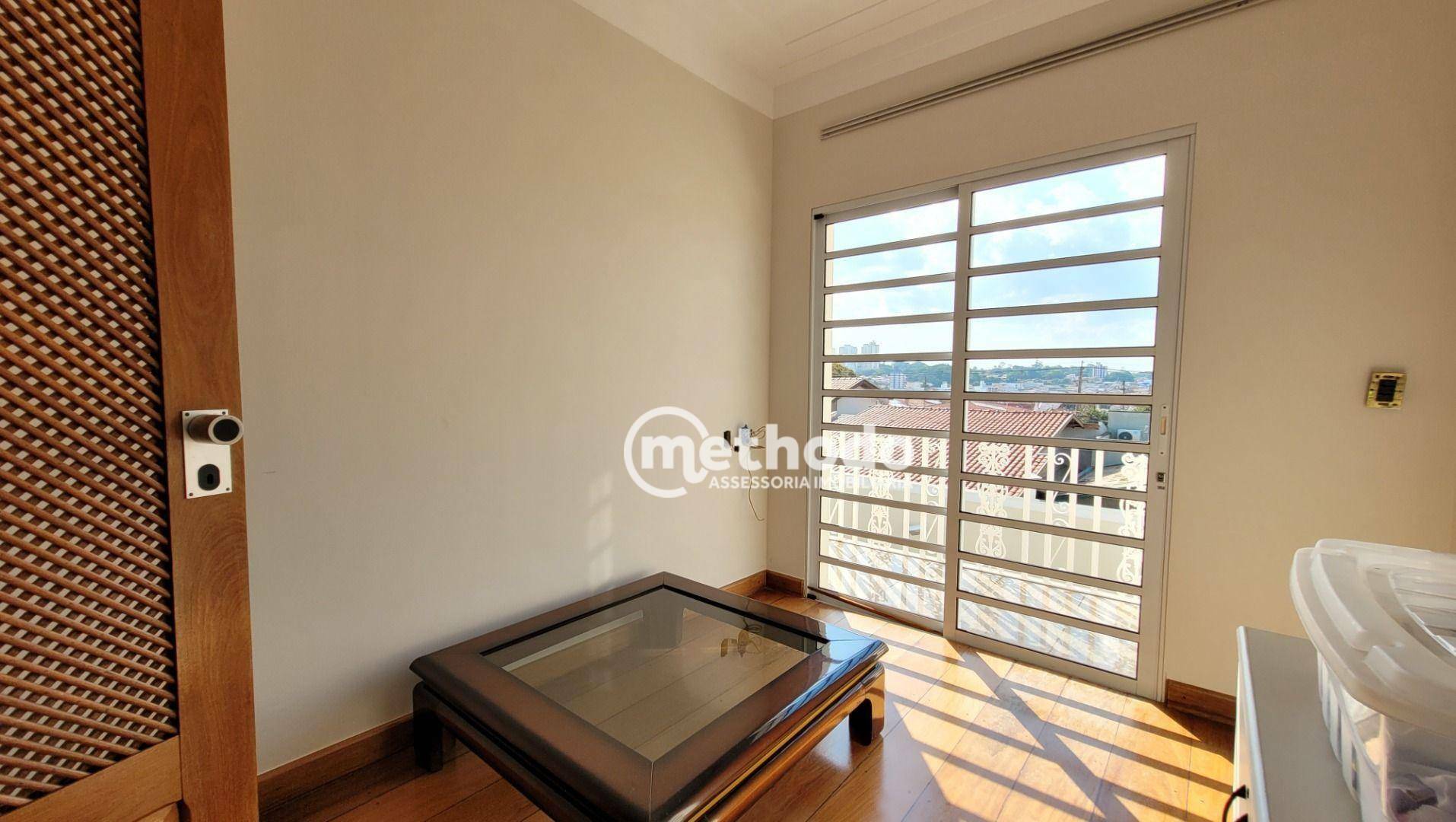 Casa à venda com 4 quartos, 500m² - Foto 57