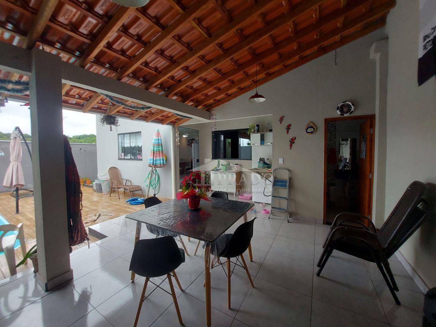 Casa à venda com 3 quartos, 200m² - Foto 20