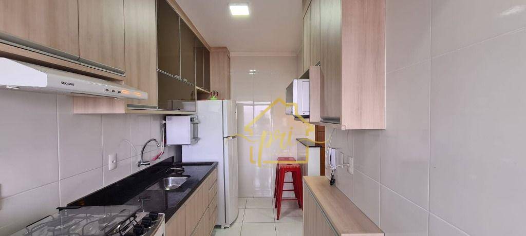 Apartamento à venda com 2 quartos, 70m² - Foto 9