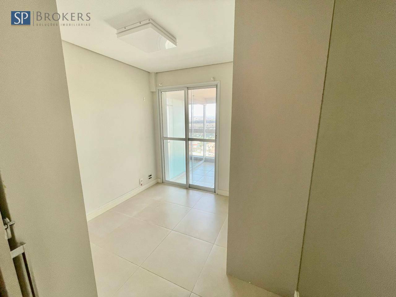 Apartamento à venda com 4 quartos, 137m² - Foto 13