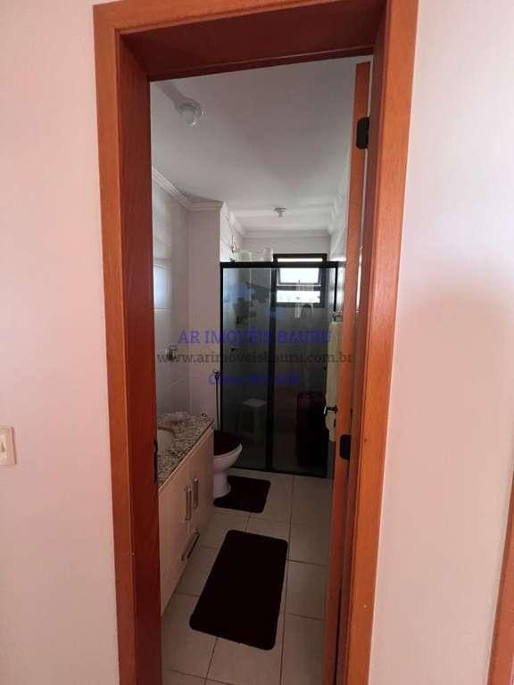 Apartamento à venda com 3 quartos, 81m² - Foto 2