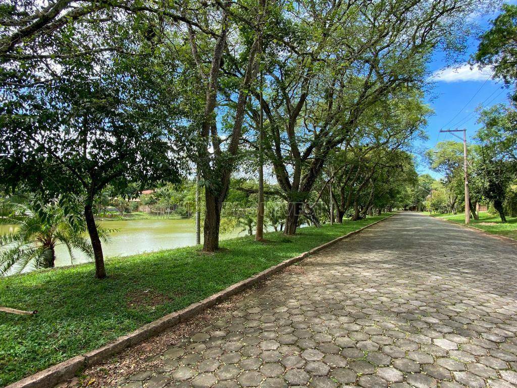 Casa de Condomínio à venda e aluguel com 3 quartos, 250m² - Foto 26