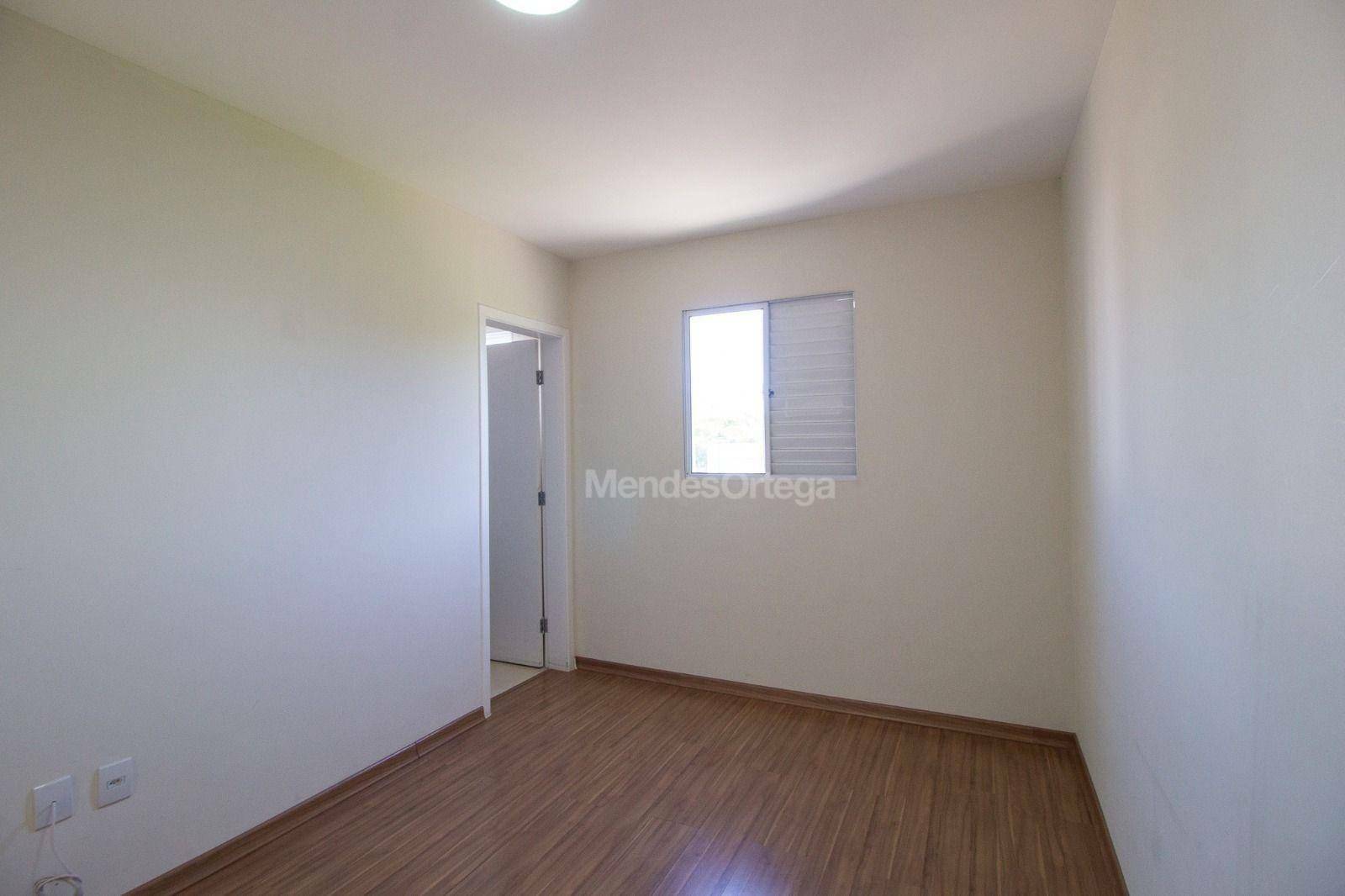 Apartamento à venda com 2 quartos, 82m² - Foto 9