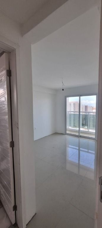 Apartamento à venda com 3 quartos, 151m² - Foto 9