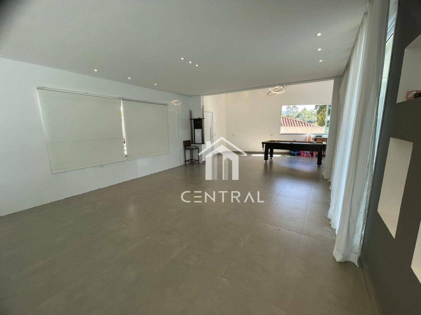 Casa de Condomínio à venda e aluguel com 4 quartos, 400m² - Foto 5