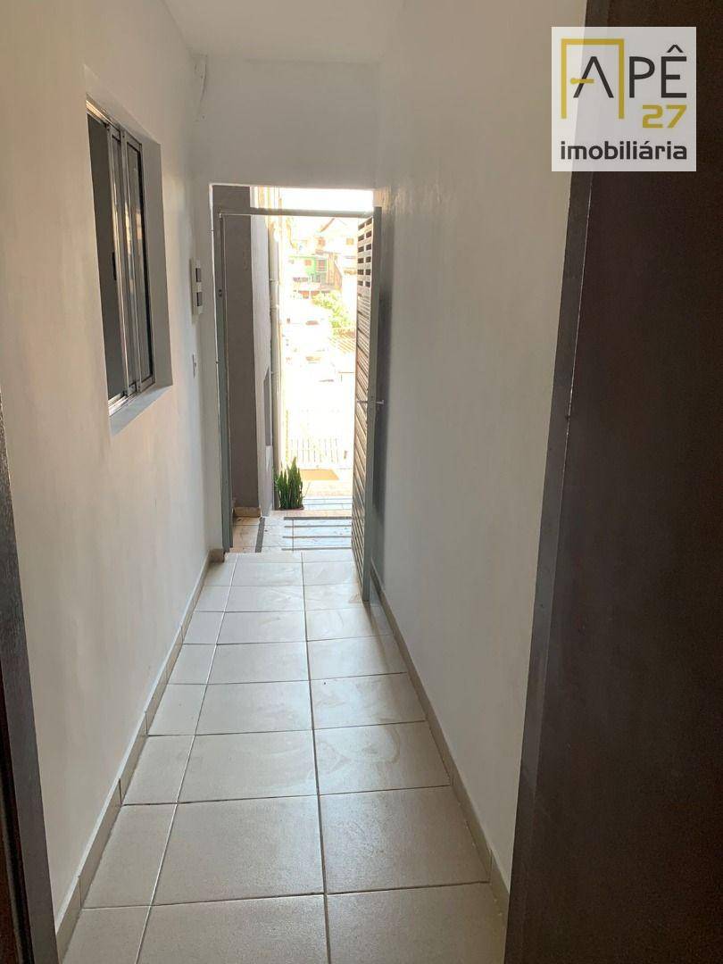 Casa para alugar com 1 quarto, 40m² - Foto 17