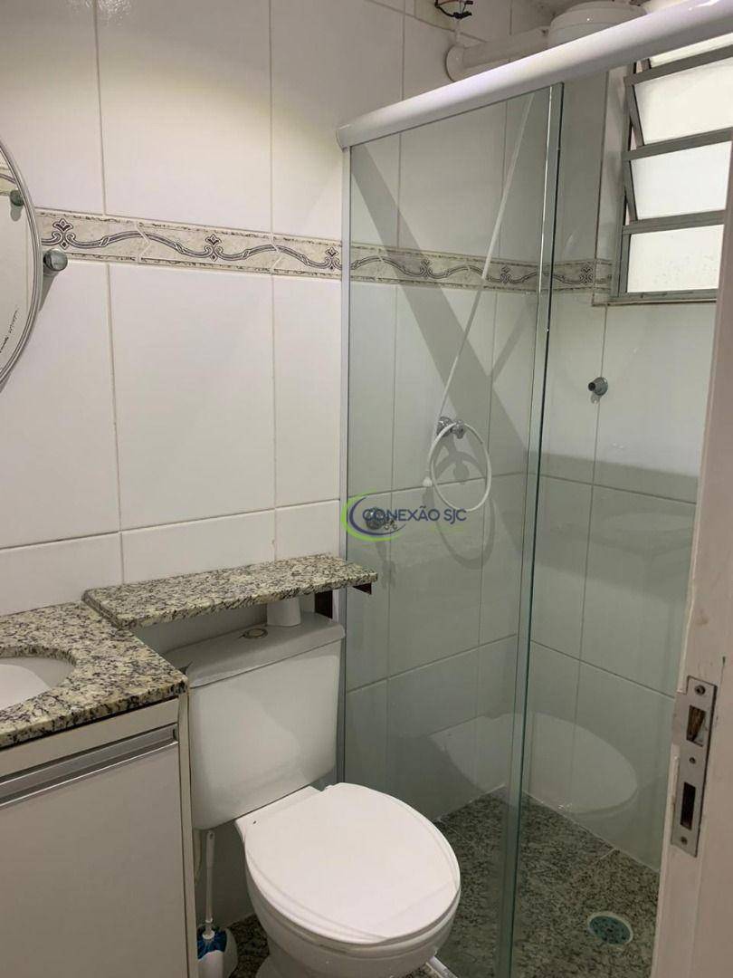 Apartamento à venda com 3 quartos, 67m² - Foto 2