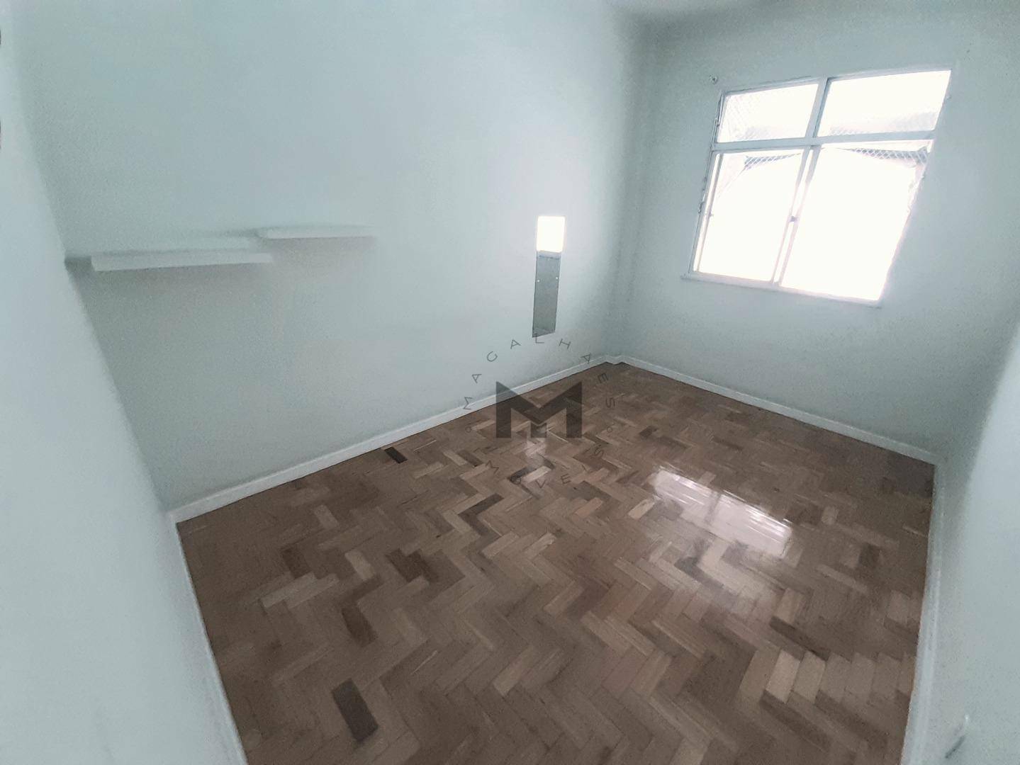 Apartamento à venda com 2 quartos, 65m² - Foto 12