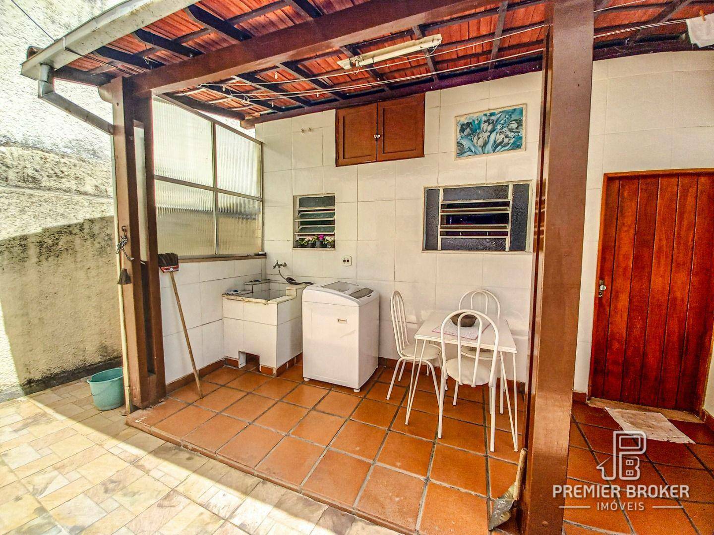 Casa à venda com 3 quartos, 185m² - Foto 22