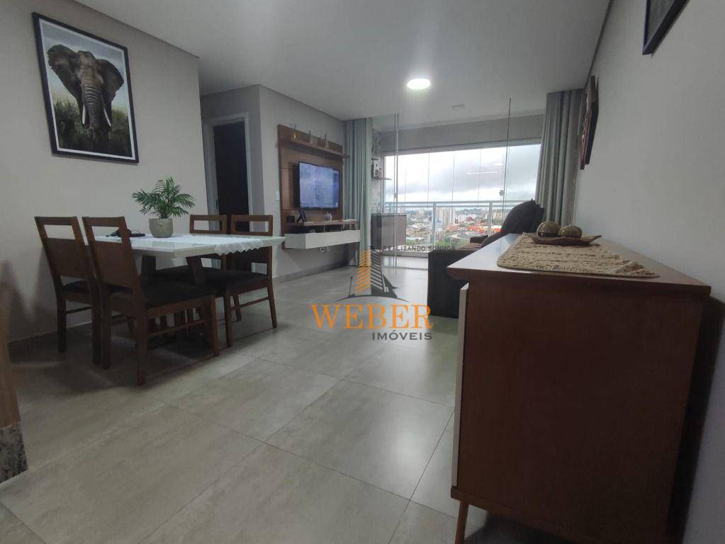 Apartamento à venda com 2 quartos, 66m² - Foto 1