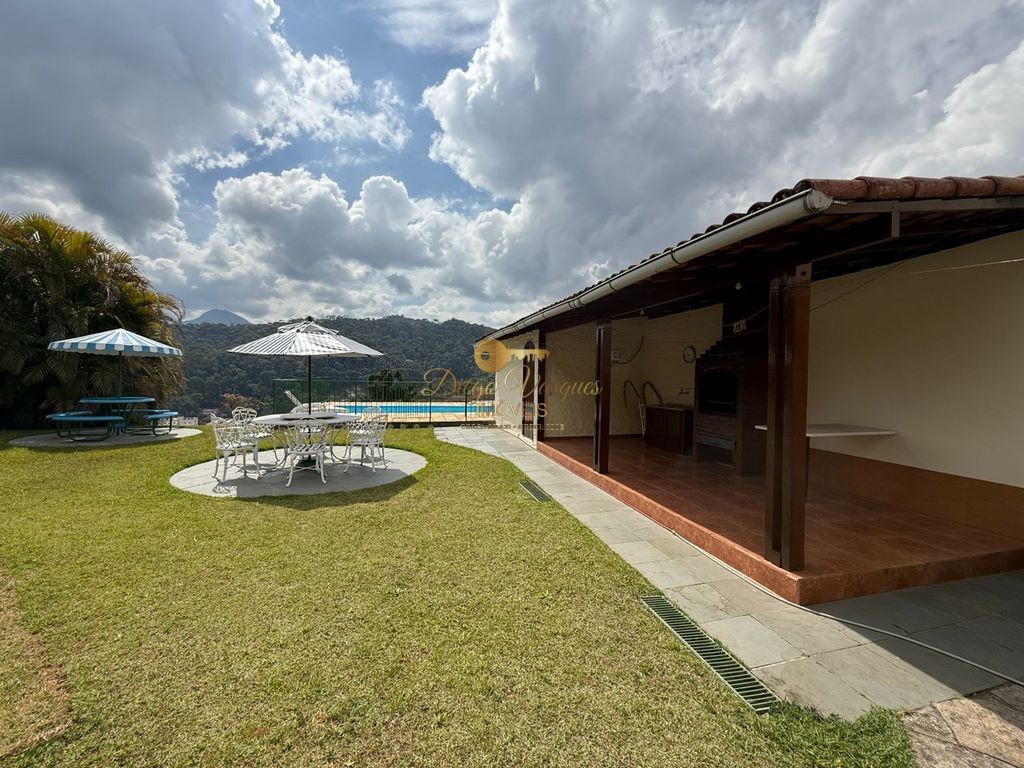 Casa à venda com 11 quartos, 1400m² - Foto 10