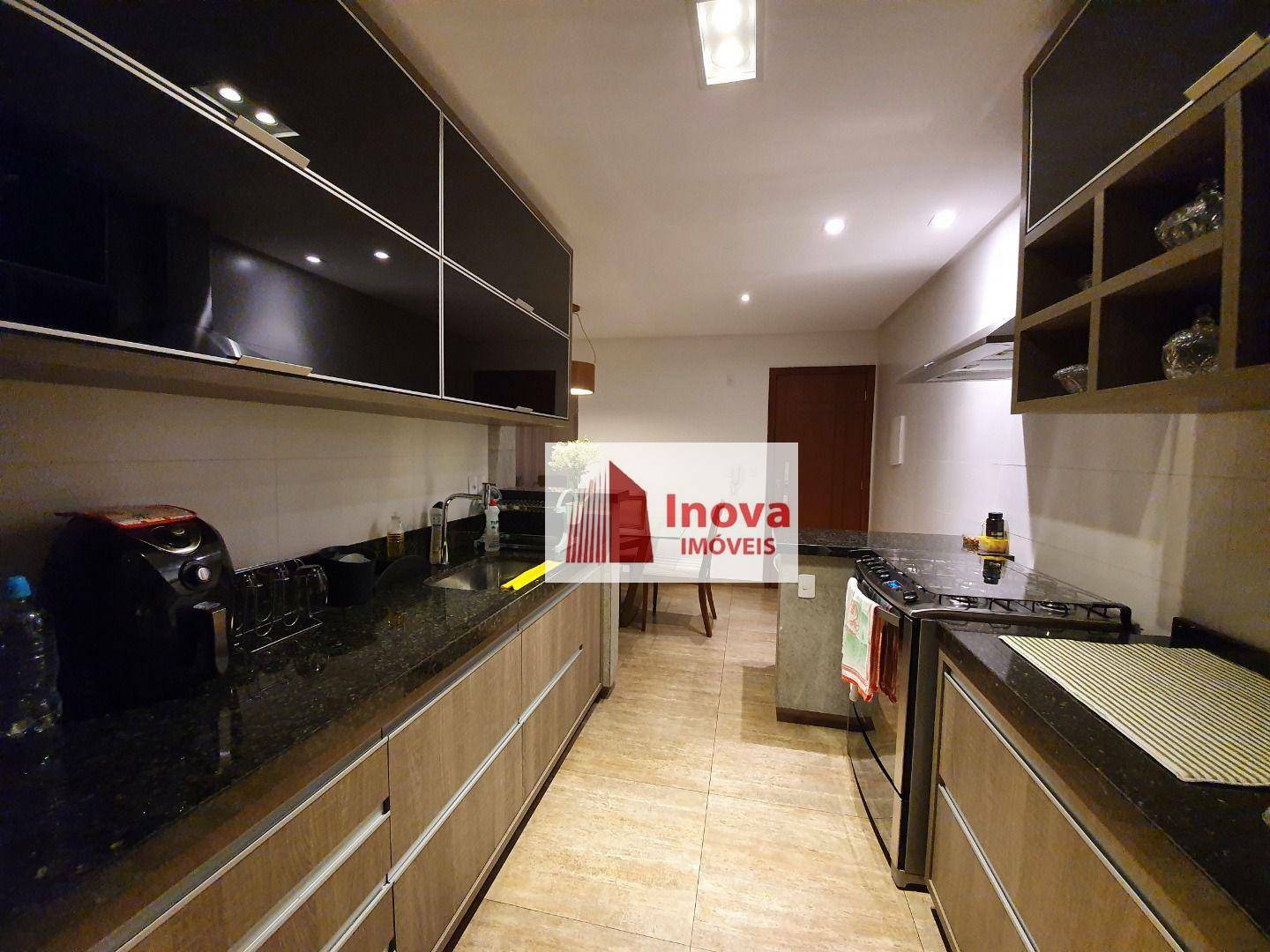 Apartamento à venda com 3 quartos, 140m² - Foto 45