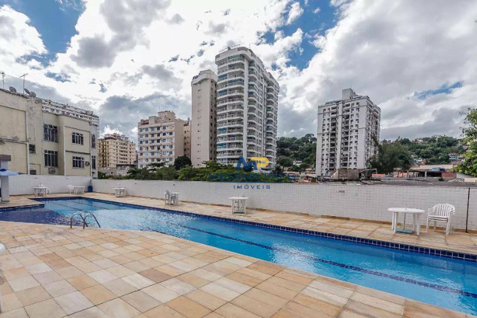 Apartamento à venda com 2 quartos, 95m² - Foto 1