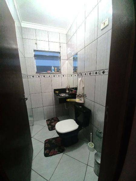 Sobrado à venda com 3 quartos, 242m² - Foto 20