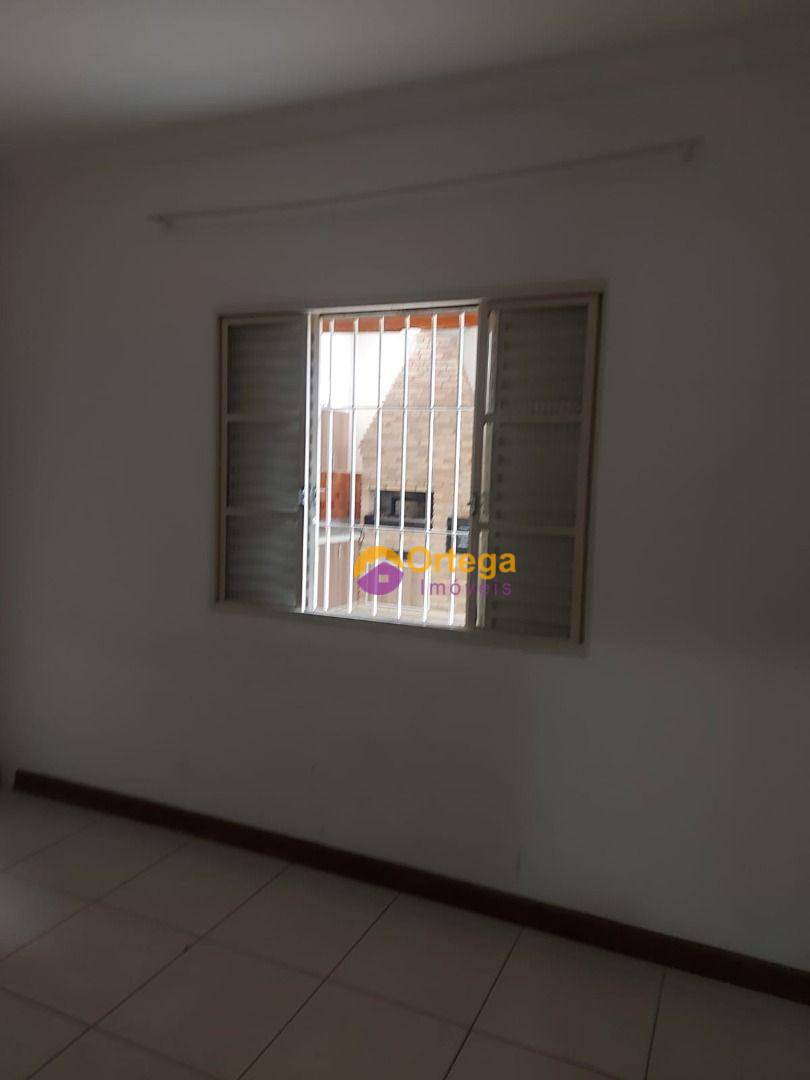 Casa à venda com 3 quartos, 180m² - Foto 5