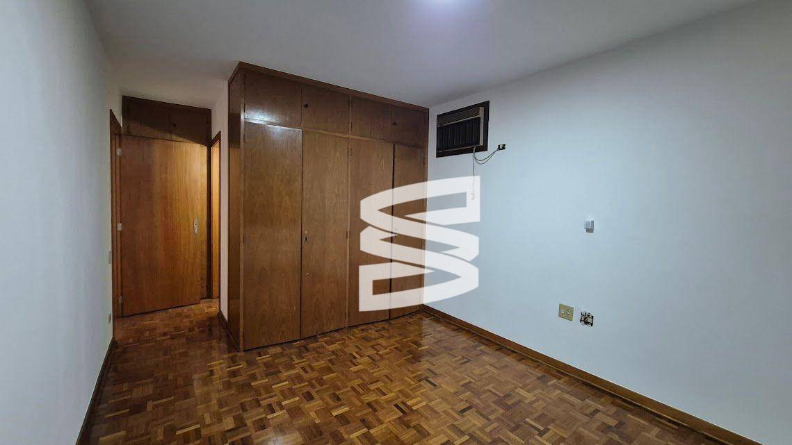 Casa à venda com 3 quartos, 568m² - Foto 28