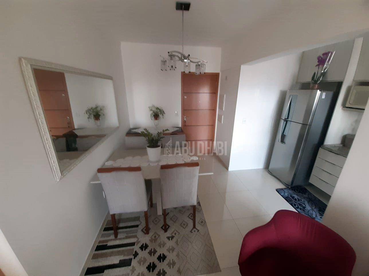 Apartamento à venda com 2 quartos, 64m² - Foto 4