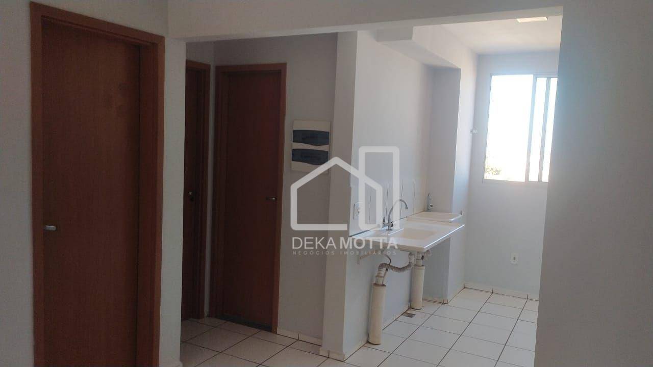 Apartamento à venda com 2 quartos, 44m² - Foto 2