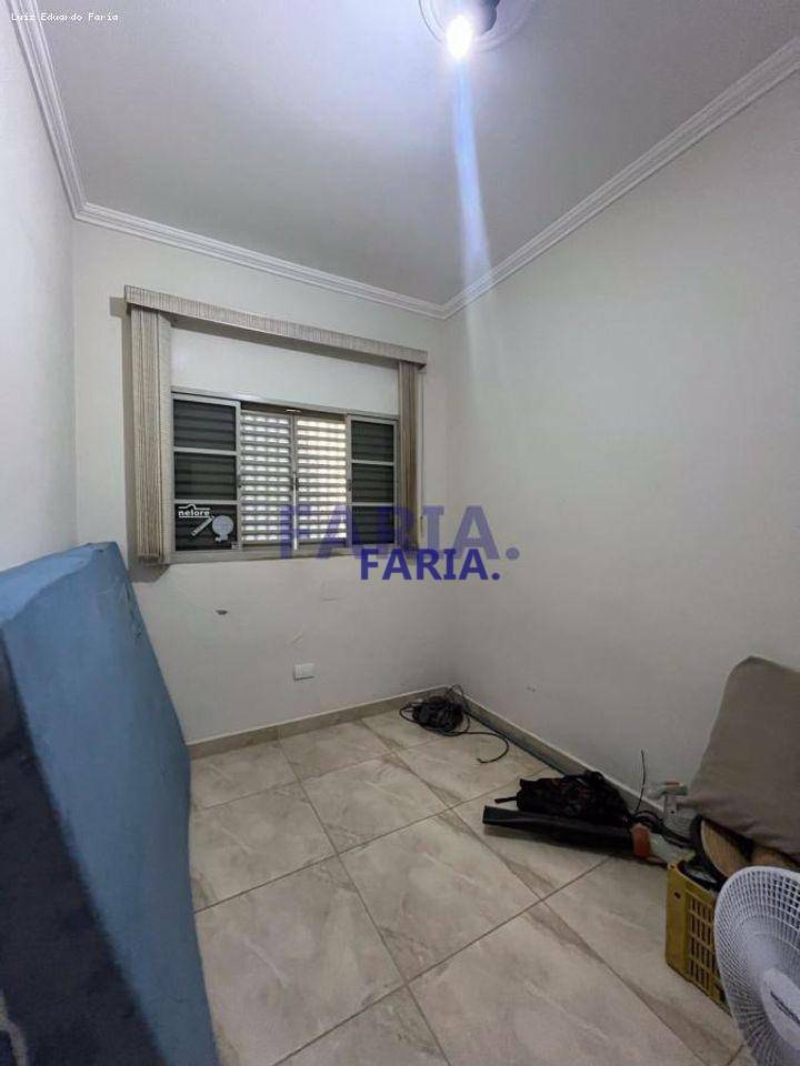 Casa à venda com 2 quartos, 171m² - Foto 8