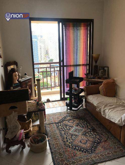 Apartamento à venda com 3 quartos, 65m² - Foto 2