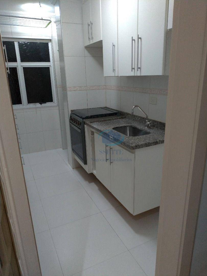 Apartamento à venda com 2 quartos, 55m² - Foto 15