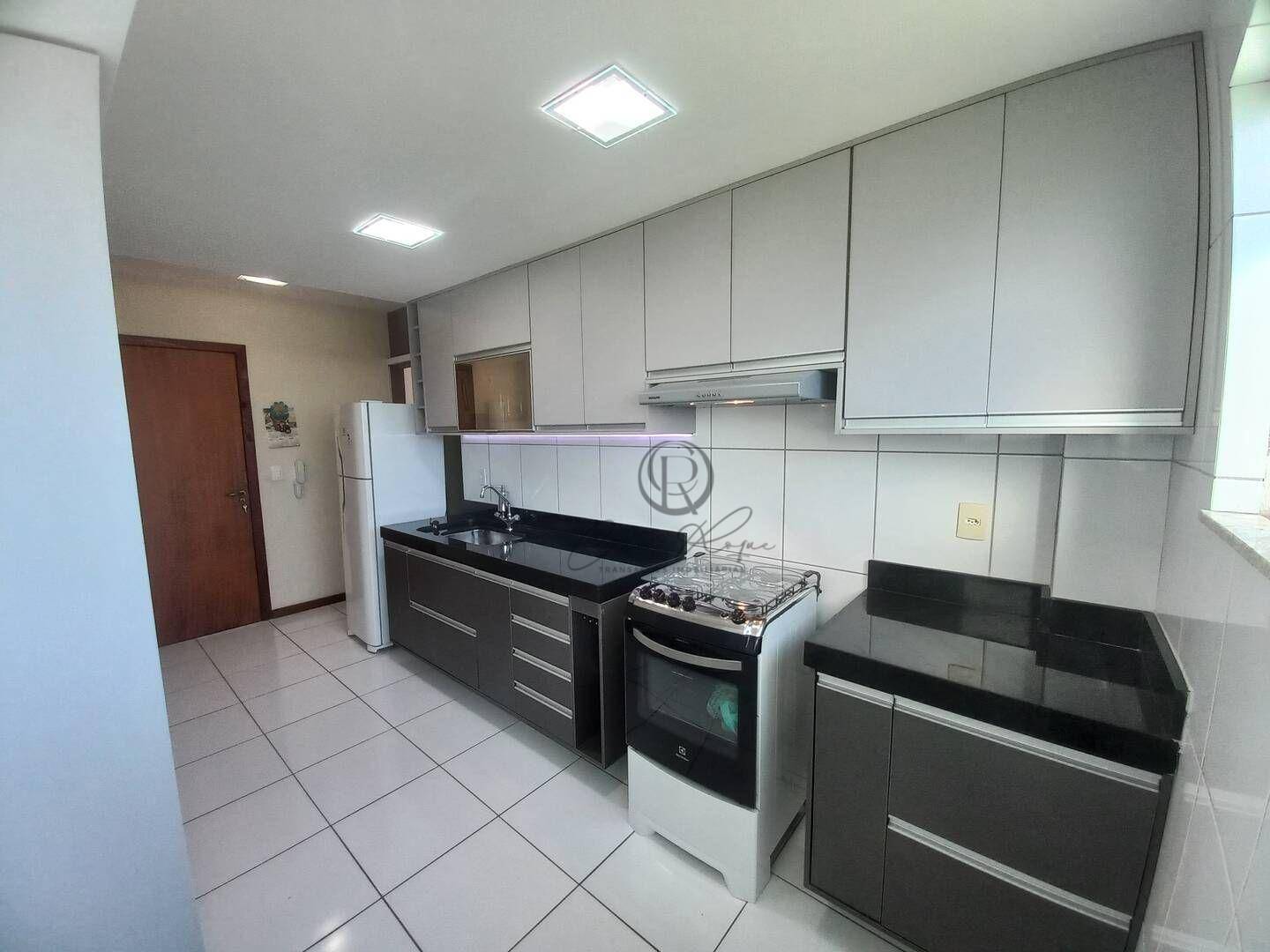 Apartamento à venda com 2 quartos, 69m² - Foto 7