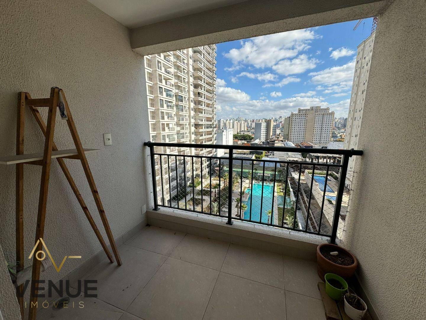 Apartamento à venda com 2 quartos, 68m² - Foto 17