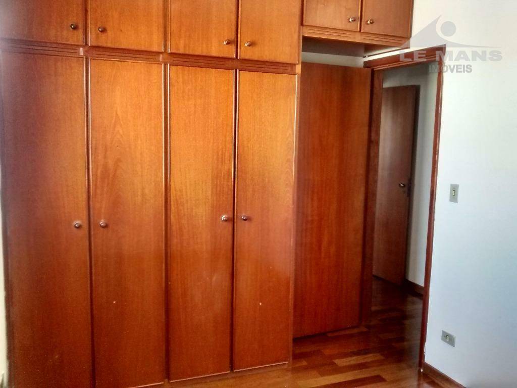 Apartamento para alugar com 3 quartos, 67m² - Foto 5