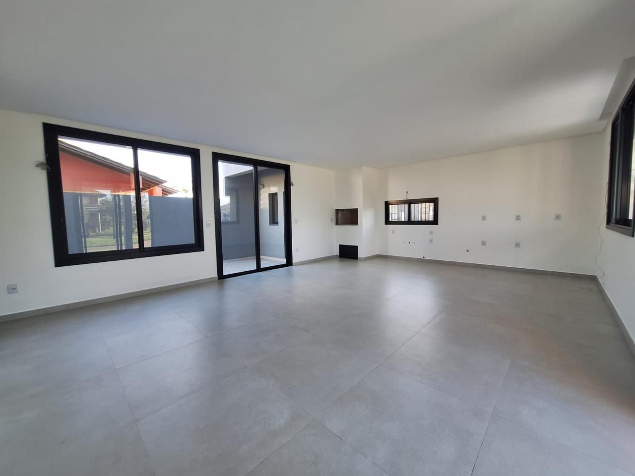 Casa à venda com 3 quartos, 123m² - Foto 3