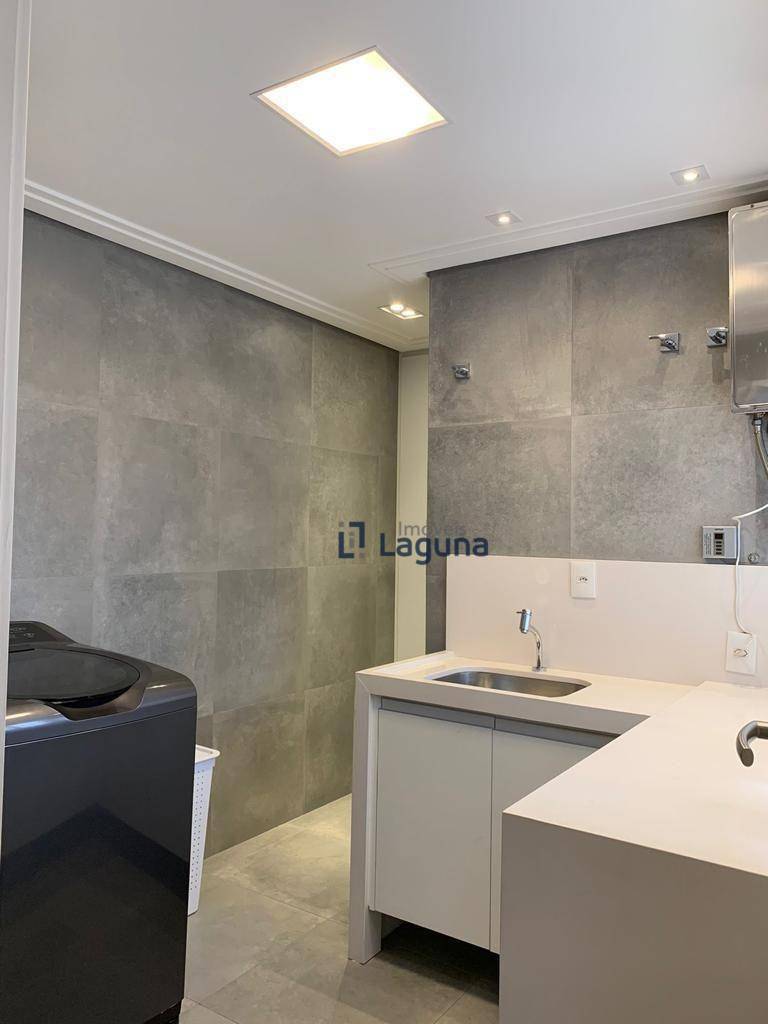 Apartamento à venda com 3 quartos, 205m² - Foto 35